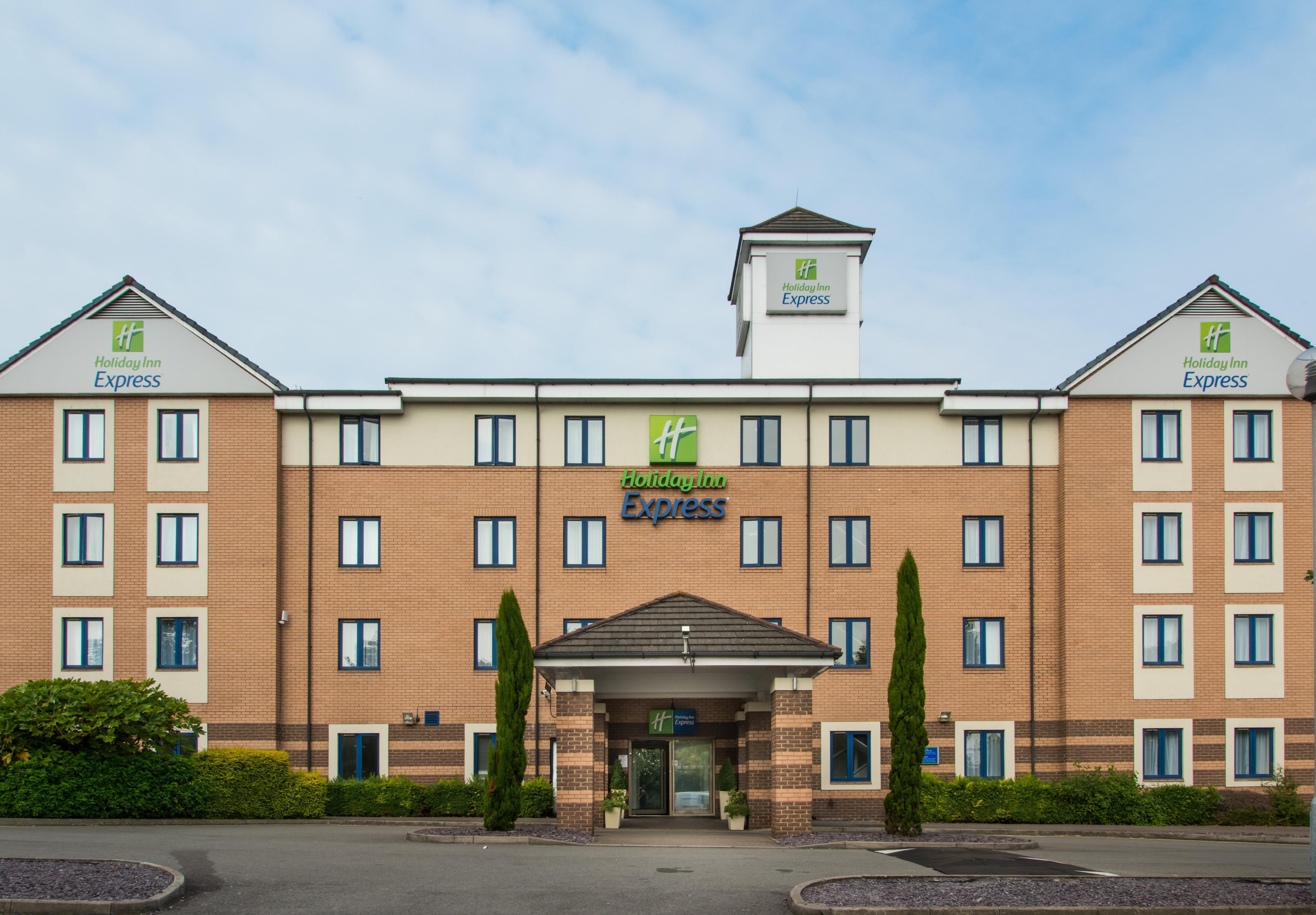 Holiday Inn Express London - Dartford By Ihg Bagian luar foto