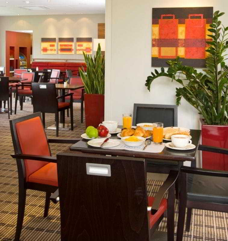 Holiday Inn Express London - Dartford By Ihg Restoran foto